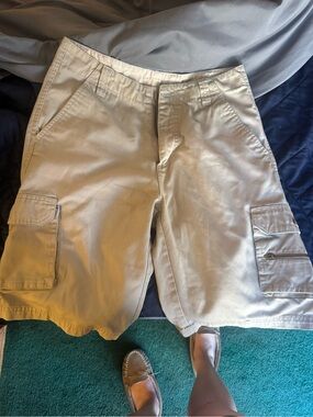 Source Unknown Tan Cargo Shorts